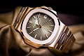 Нажмите на изображение для увеличения
Название: Patek-Philippe-Nautilus-5711-1R-001-Rose-Gold-Watch-Baselworld-2015-Front1.jpg
Просмотров: 497
Размер:	178.0 Кб
ID:	1168923