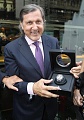 Нажмите на изображение для увеличения
Название: ilie_nastase_hublot_big_bang.jpg
Просмотров: 556
Размер:	47.2 Кб
ID:	139152