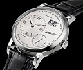 Нажмите на изображение для увеличения
Название: a-lange-sohne-lange-1-white-gold-cover_0.jpg
Просмотров: 425
Размер:	134.4 Кб
ID:	1410399