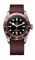 Нажмите на изображение для увеличения
Название: Tudor-Heritage-Black-Bay-Lederband-Rot.jpg
Просмотров: 1208
Размер:	249.5 Кб
ID:	1432969