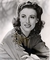 Нажмите на изображение для увеличения
Название: Vera Lynn.jpg
Просмотров: 41
Размер:	42.1 Кб
ID:	1702756