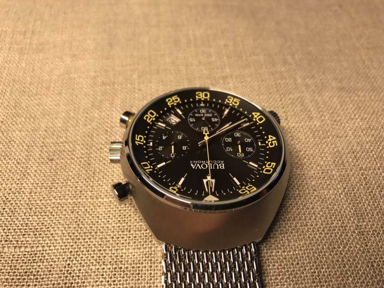 Bulova lobster chronograph online