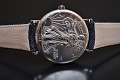 Нажмите на изображение для увеличения
Название: corum-heritage-hobo-coin-watch-3545.jpg
Просмотров: 584
Размер:	280.2 Кб
ID:	2171894