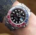 Нажмите на изображение для увеличения
Название: Rolex-GMT-Master-II-Pepsi-Steel-Jubilee-126710BLRO-BaselWorld-2018-aBlogtoWatch-1.jpg
Просмотров: 1344
Размер:	260.6 Кб
ID:	2387181