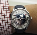 Нажмите на изображение для увеличения
Название: Arnold+&+Son+Globetrotter+Wristshot.jpg
Просмотров: 712
Размер:	208.5 Кб
ID:	2424697