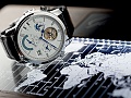 Нажмите на изображение для увеличения
Название: 89-01-03-03-04_Grande_Cosmopolite_Tourbillon_auf_Box_25cm_tif_.jpg
Просмотров: 1324
Размер:	223.6 Кб
ID:	270759