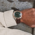 Нажмите на изображение для увеличения
Название: Favre-Leuba-Sky-Chief-Date-43mm-Green-2.jpg
Просмотров: 314
Размер:	1,004.1 Кб
ID:	3016547