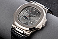 Нажмите на изображение для увеличения
Название: watch-club-patek-philippe-nautilus-power-reserve-full-set-ref-5712g-001-year-2017-13272-11.jpg
Просмотров: 613
Размер:	387.7 Кб
ID:	3327560