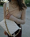 Нажмите на изображение для увеличения
Название: aime-song-louis-vuitton-coussin-pm-handbag-creme-instagram.jpg
Просмотров: 45
Размер:	493.7 Кб
ID:	3573161