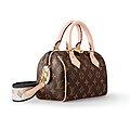 Нажмите на изображение для увеличения
Название: louis-vuitton-speedy-bandoulière-20-tela-monogram-borse-da-donna--M46234_PM1_Side view.jpeg
Просмотров: 59
Размер:	176.8 Кб
ID:	3690971