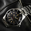 Нажмите на изображение для увеличения
Название: STEINHART OCEAN one VINTAGE red купить 4.jpg
Просмотров: 357
Размер:	145.1 Кб
ID:	908101