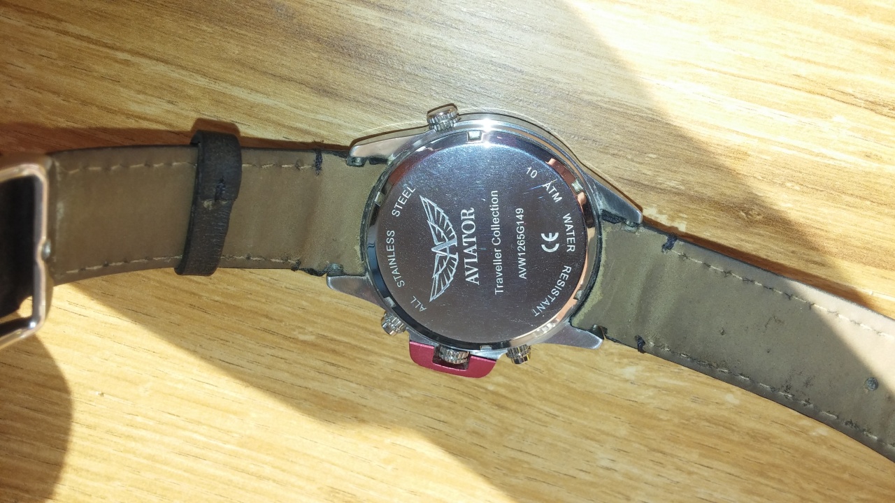 Aviator avw1265g149 sales