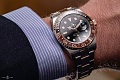 Нажмите на изображение для увеличения
Название: 16-00-39-Rolex-GMT-Master-II-Everose.jpg
Просмотров: 765
Размер:	383.2 Кб
ID:	2446514