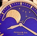 Нажмите на изображение для увеличения
Название: Arnold & Son HM Perpetual Moon blue dial (2).jpg
Просмотров: 325
Размер:	149.9 Кб
ID:	1816103